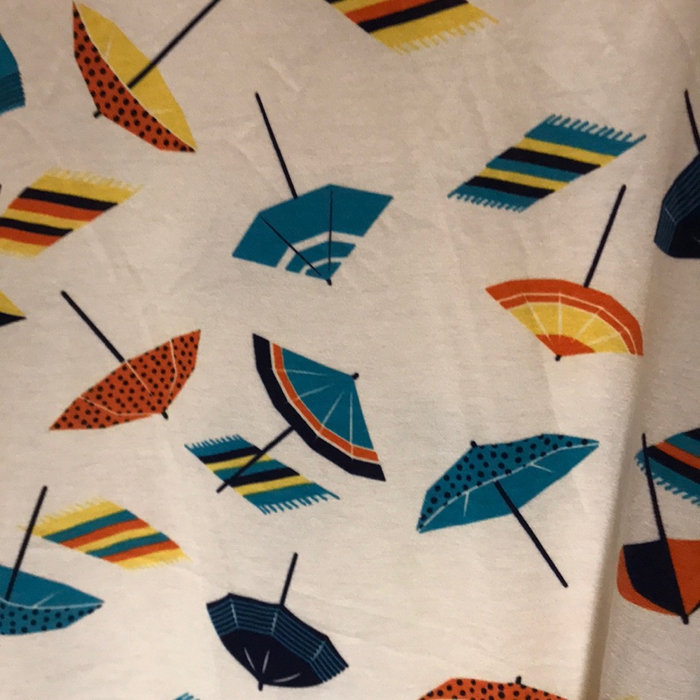 Lularoe Perfect Tee - Picture 2 of 7